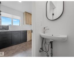 1061 Cy Becker Rd Nw, Edmonton, AB T5Y4B7 Photo 22