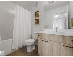 1061 Cy Becker Rd Nw, Edmonton, AB T5Y4B7 Photo 37