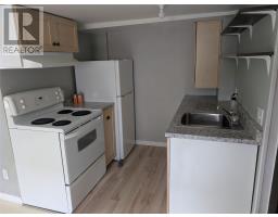 28 Barter's Hill Place thumbnail 16