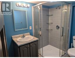 28 Barter's Hill Place thumbnail 17