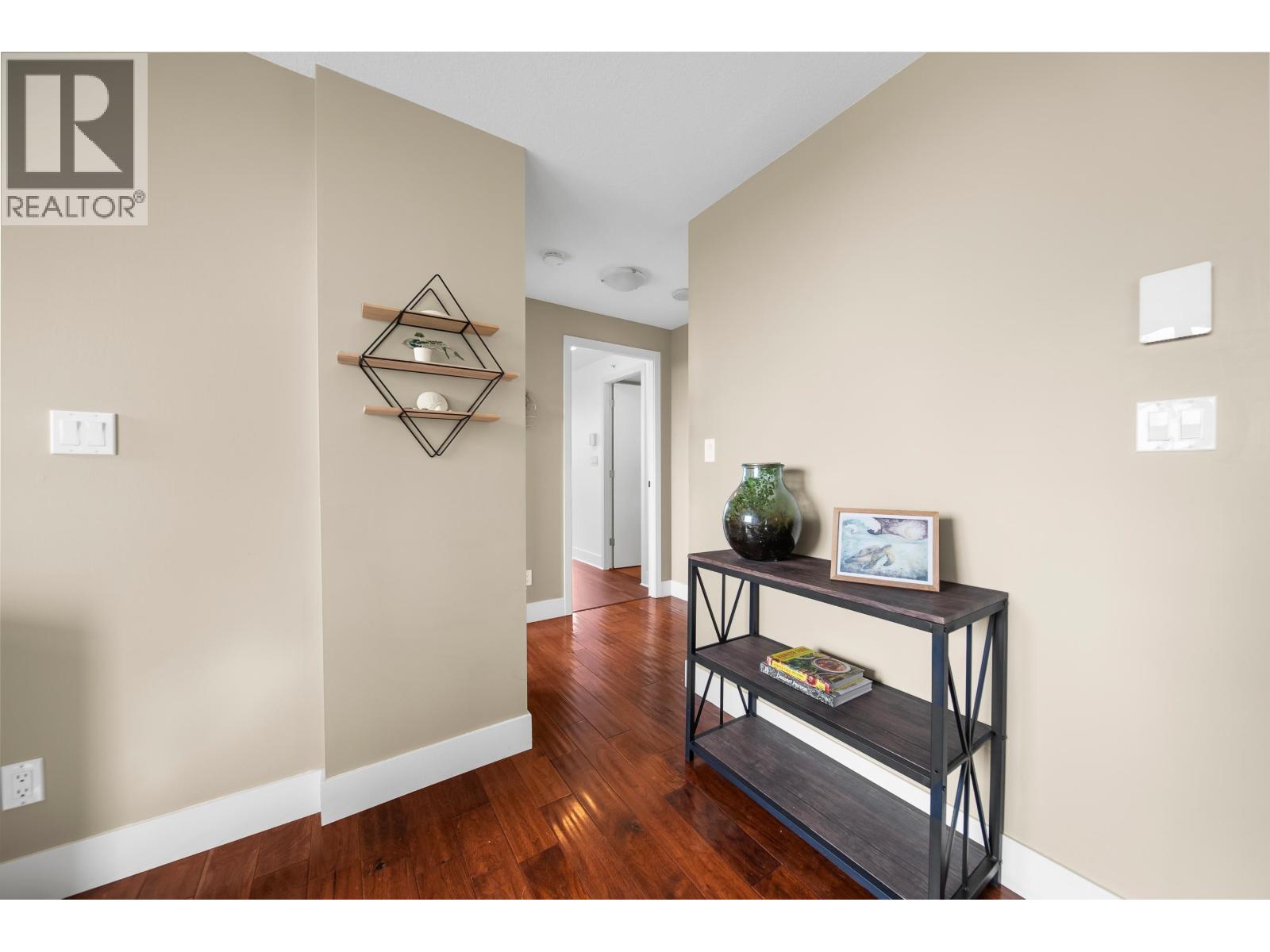 805 2959 GLEN DRIVE, Coquitlam - Image 1
