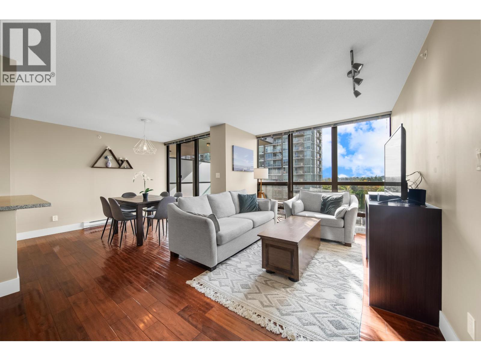 805 2959 GLEN DRIVE, Coquitlam - Image 1