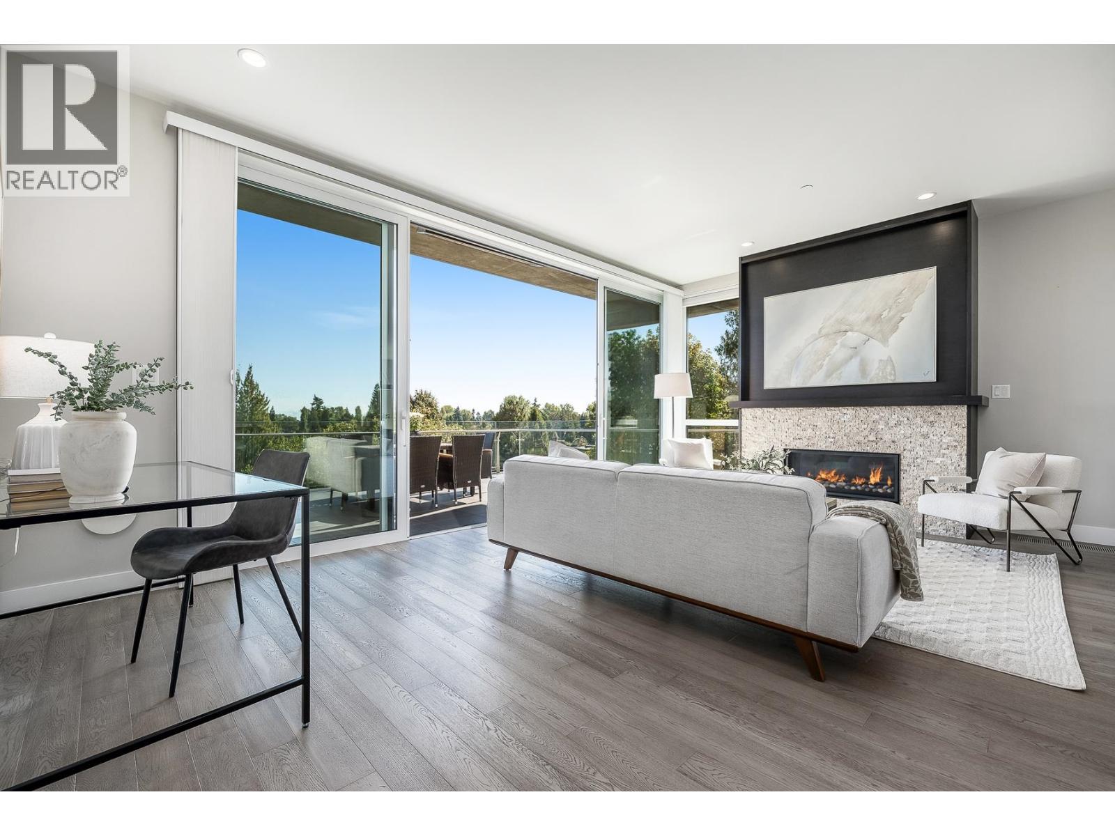 #400-1212 HUNTER Road, Delta