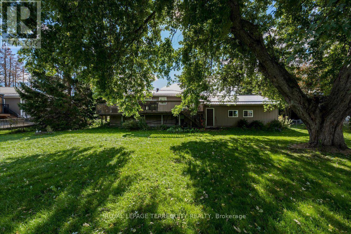 1092 Old Barrie Road West — photo 29