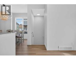 4pc Bathroom - 267 Dieppe Drive Sw, Calgary, AB T3E8H6 Photo 9