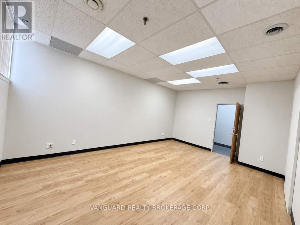 61 Alness Street — photo 4