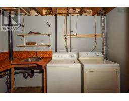 27 Riverview Drive, Bridgewater, NS B4V3A1 Photo 22