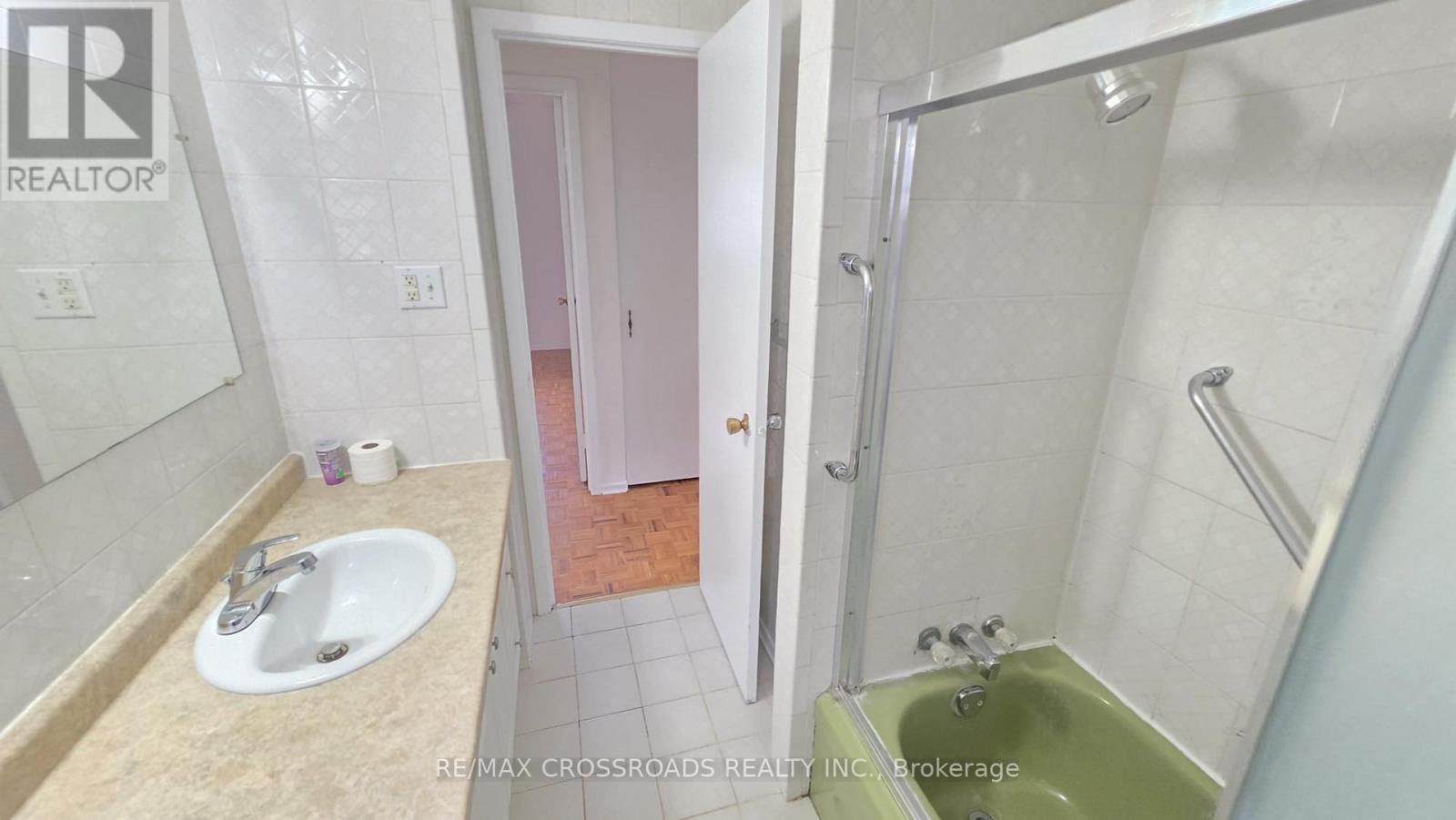 106 Kimberly Crescent — photo 13