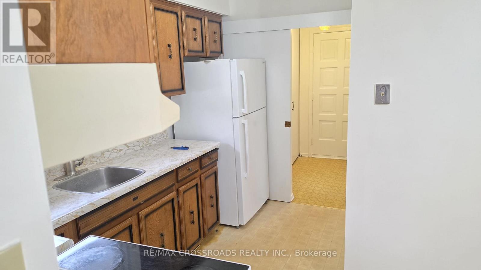 106 Kimberly Crescent — photo 15