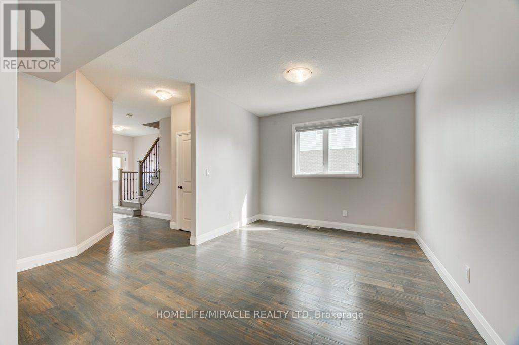 3032 Doyle Drive, London South, ON photo 14