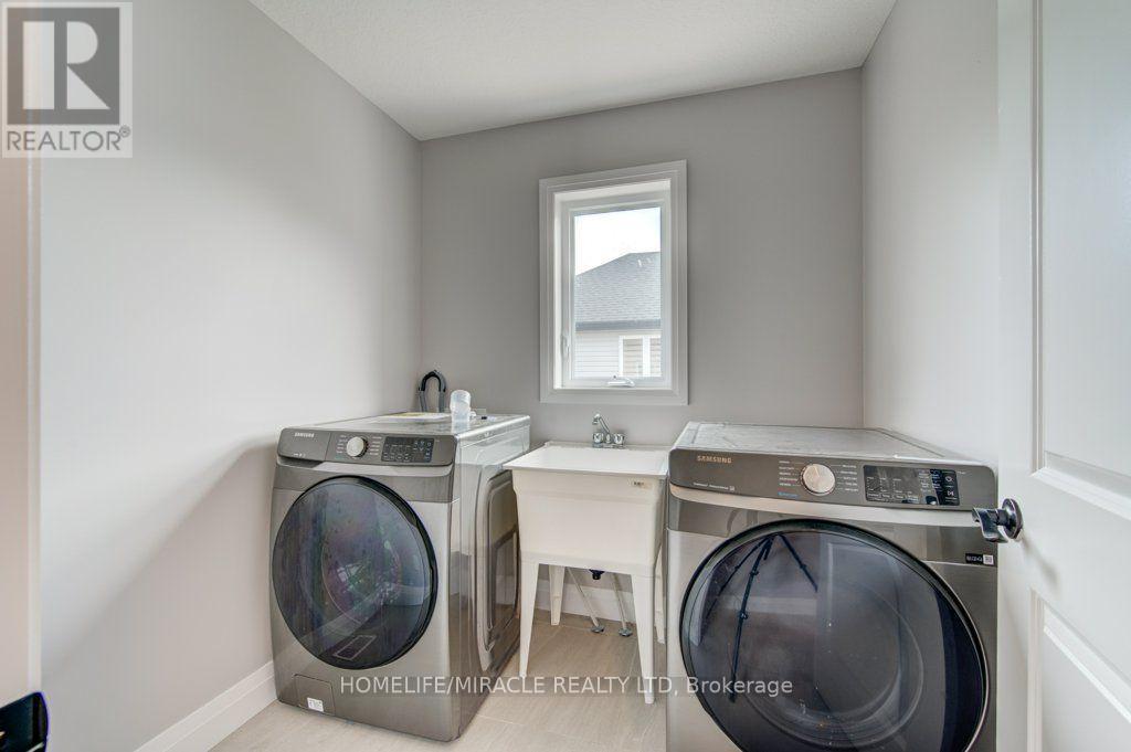 3032 DOYLE DRIVE - 42