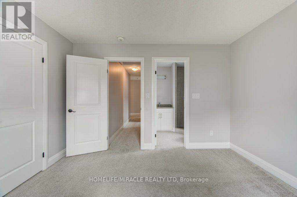 3032 Doyle Drive, London South, ON photo 44