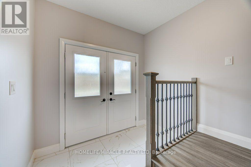 3032 Doyle Drive, London South, ON photo 7