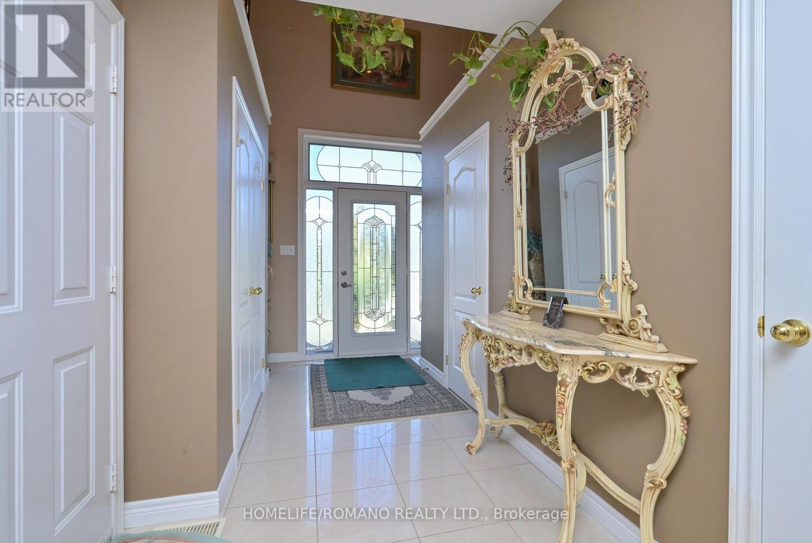 1052 GREENHILL AVENUE - 5