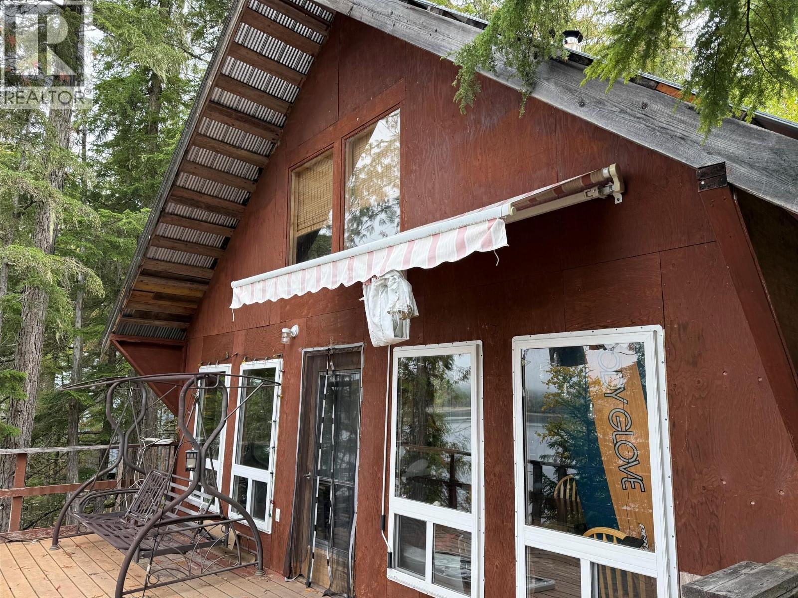 912 Bradley Road, Seymour Arm