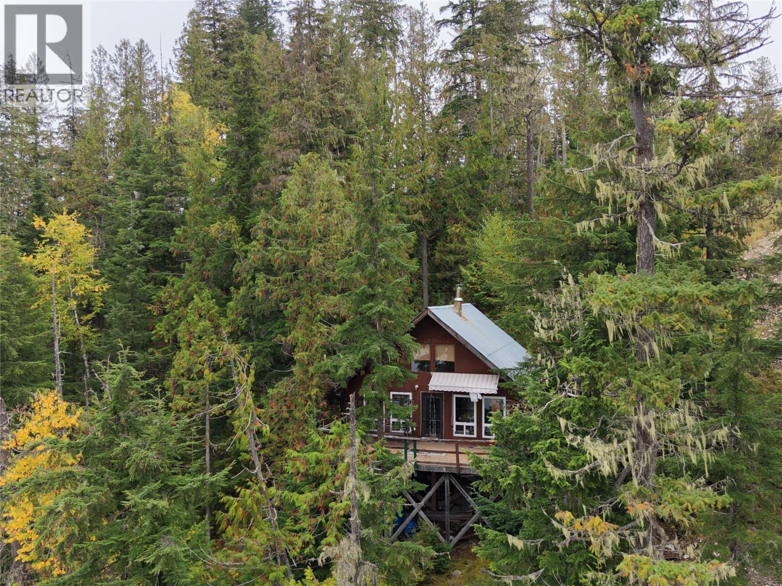 912 Bradley Road, Seymour Arm