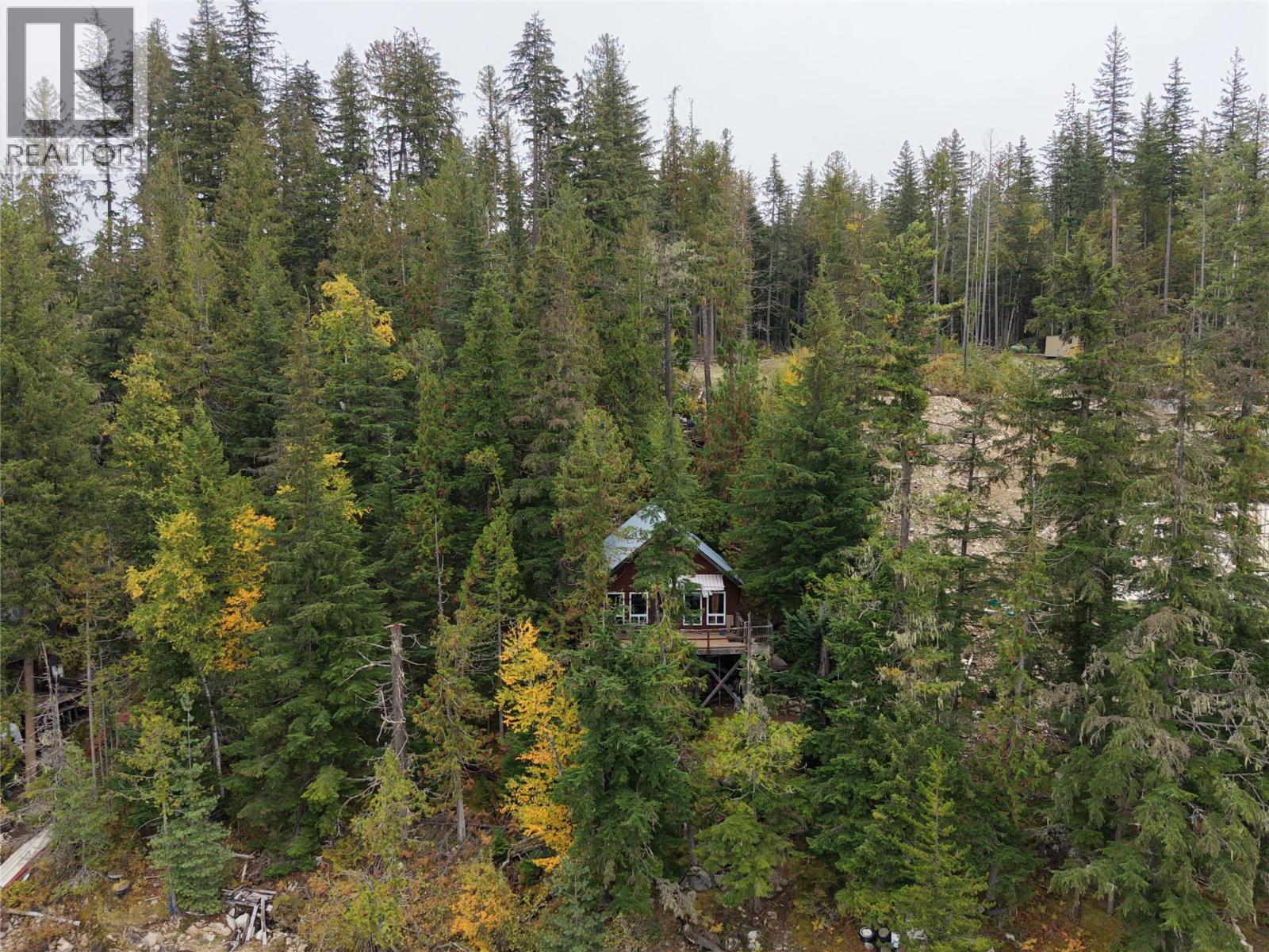 912 Bradley Road, Seymour Arm