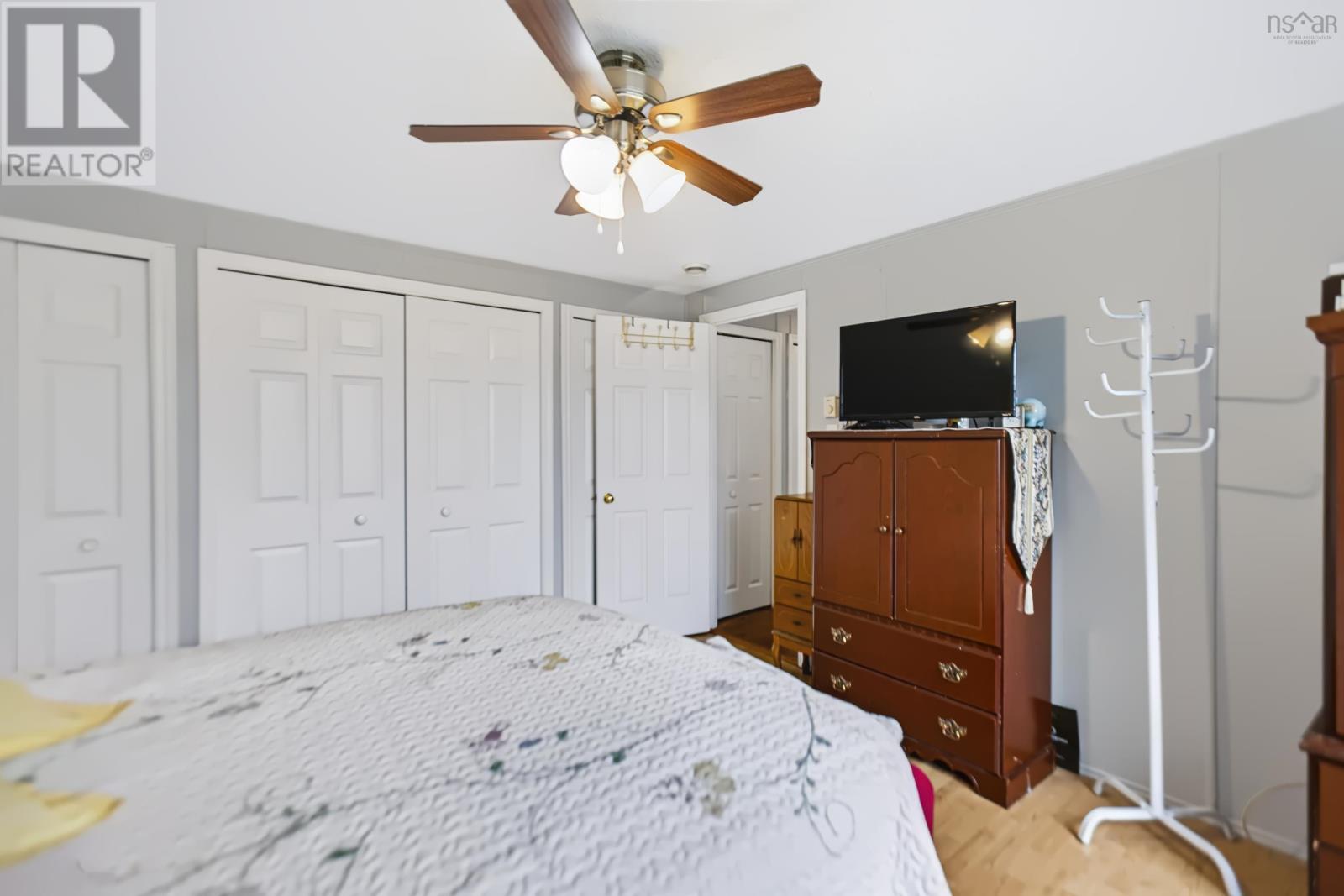 1 Rosewood Drive - Image 27