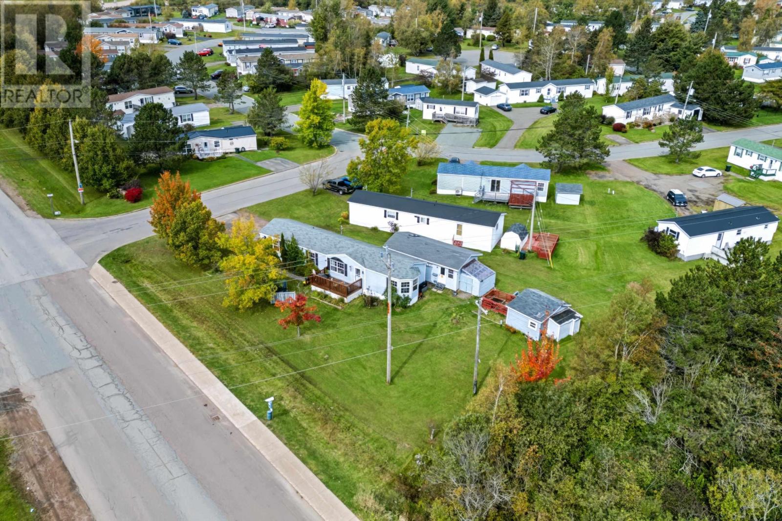 1 Rosewood Drive - Image 28