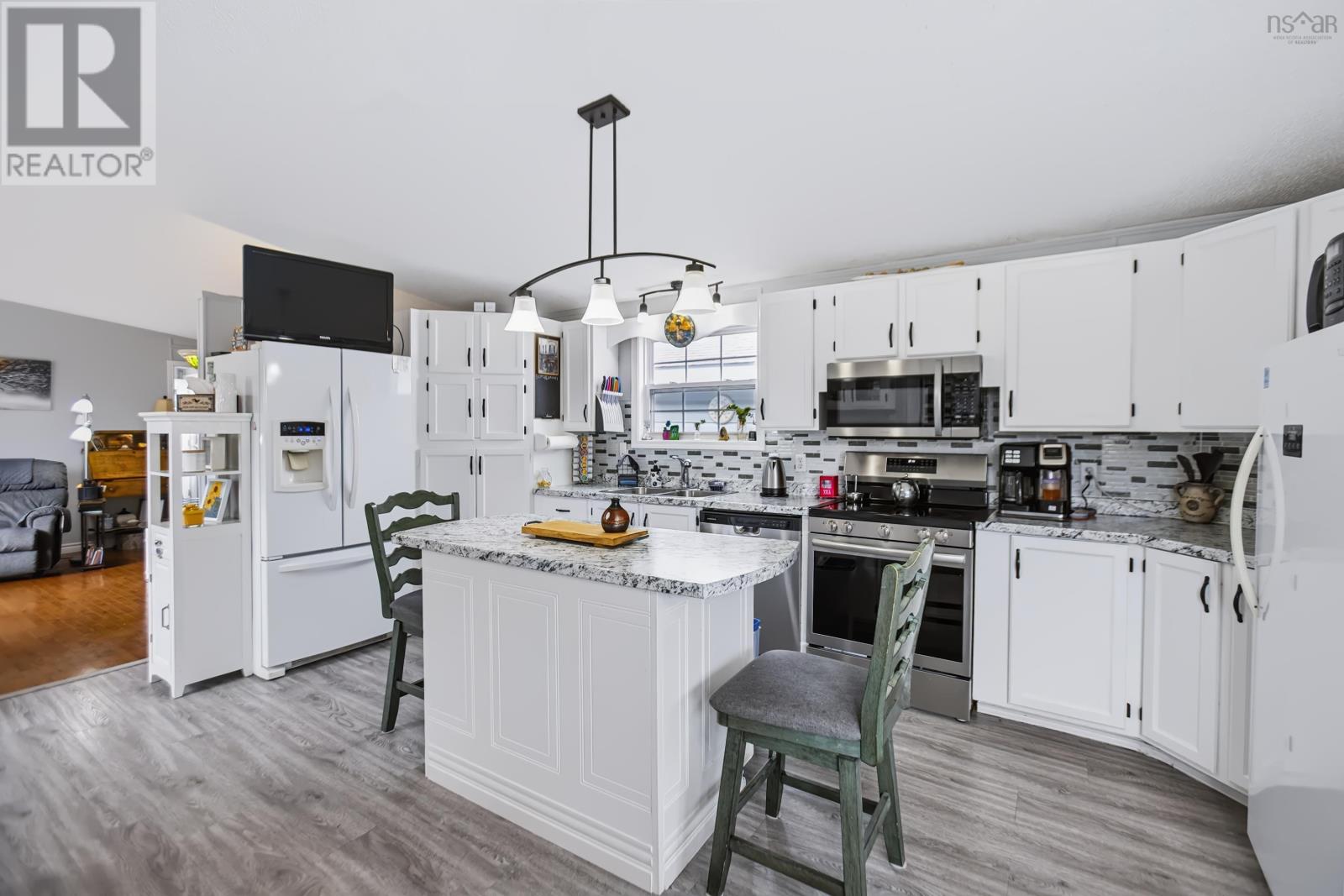 1 Rosewood Drive - 12