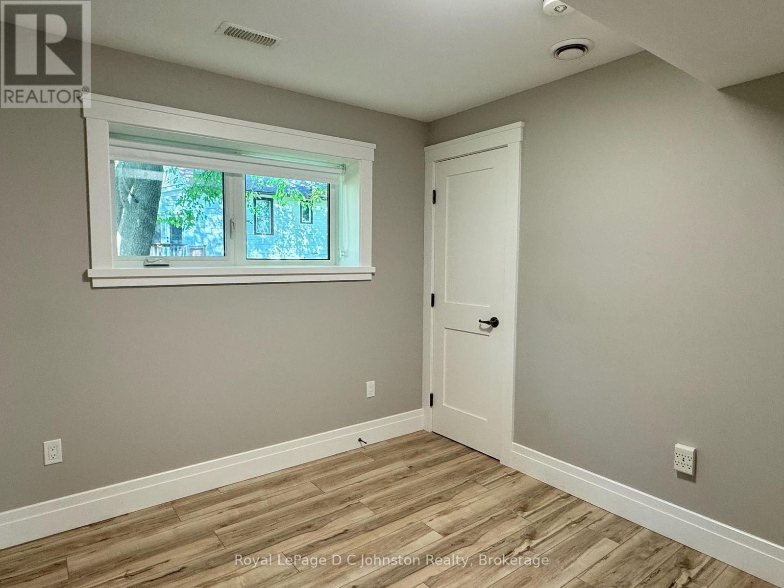 365 Spence Street — photo 14