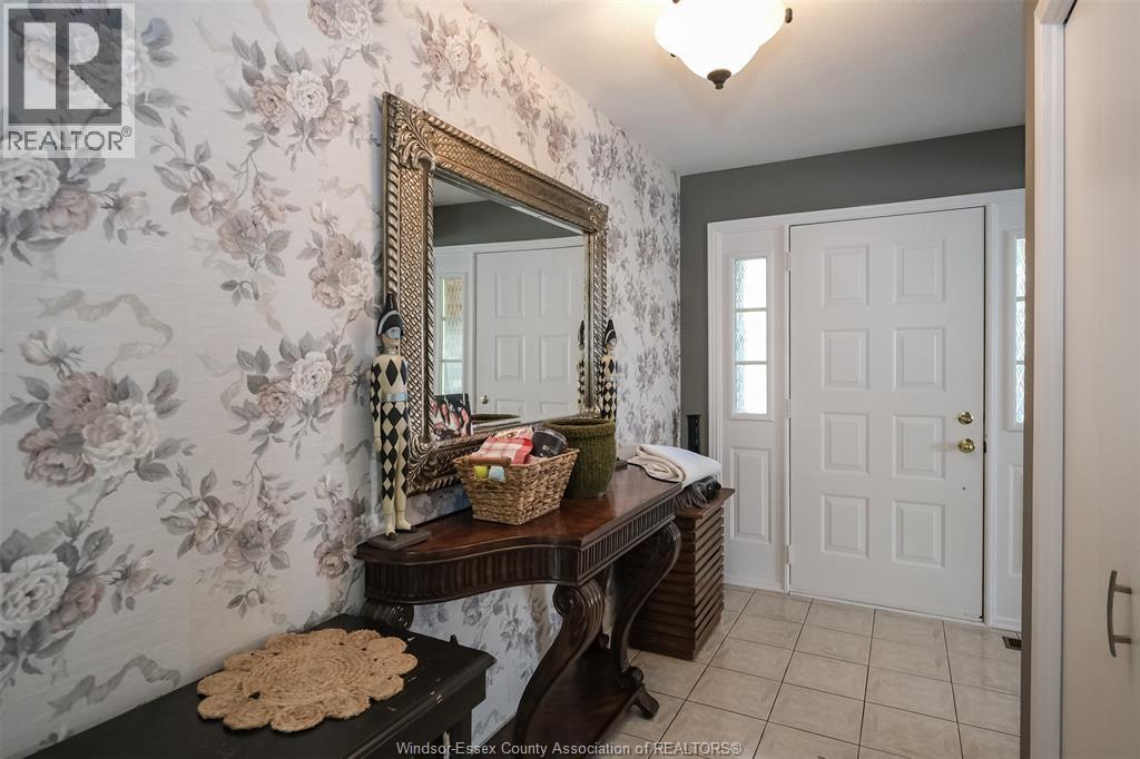 2585 BANWELL - Image 6