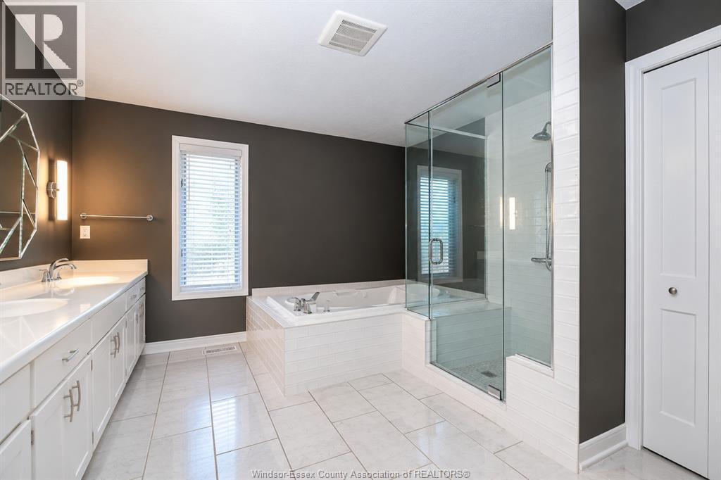 2585 BANWELL - Image 14
