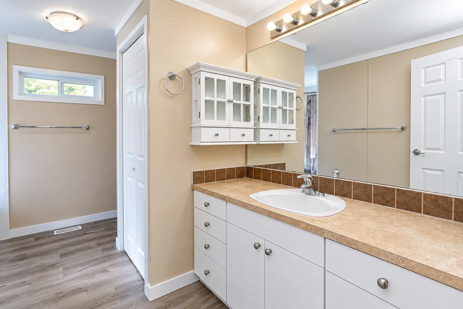 91 41168 LOUGHEED HIGHWAY, Mission