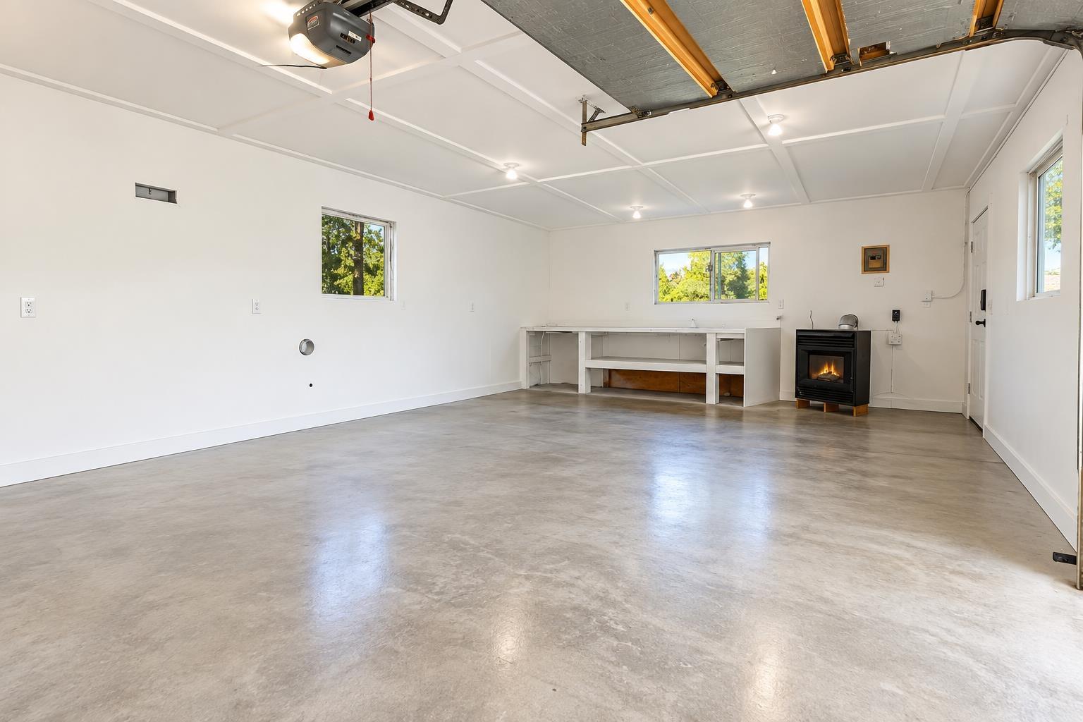 91 41168 LOUGHEED HIGHWAY, Mission