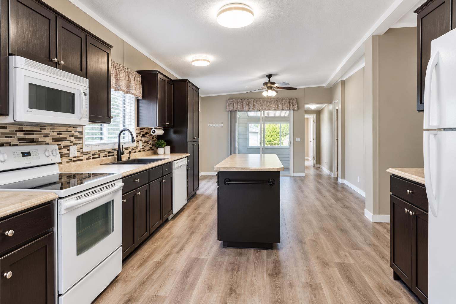 91 41168 LOUGHEED HIGHWAY, Mission