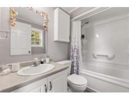 12 Ch. Nevins, Blue Sea, QC J0X1C0 Photo 16