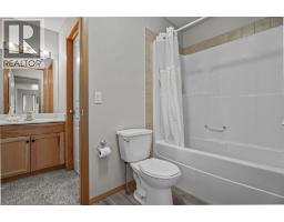 432 Rainbow Falls Way, Chestermere, AB T1X1S6 Photo 32