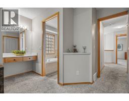 432 Rainbow Falls Way, Chestermere, AB T1X1S6 Photo 25