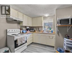 Kitchen - 5515 45 Avenue, Red Deer, AB T4N3L7 Photo 10