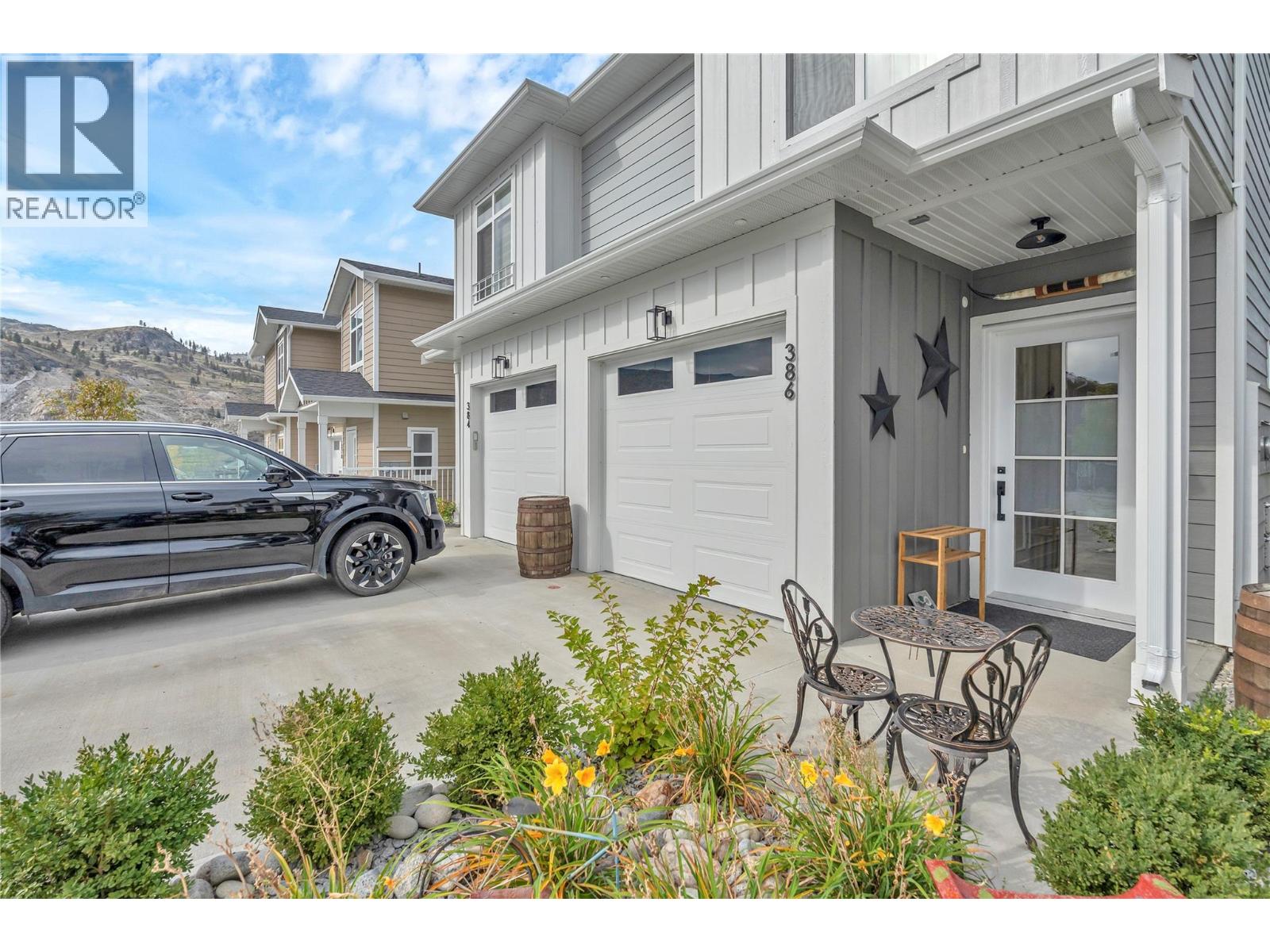  386 Chardonnay Avenue, Oliver