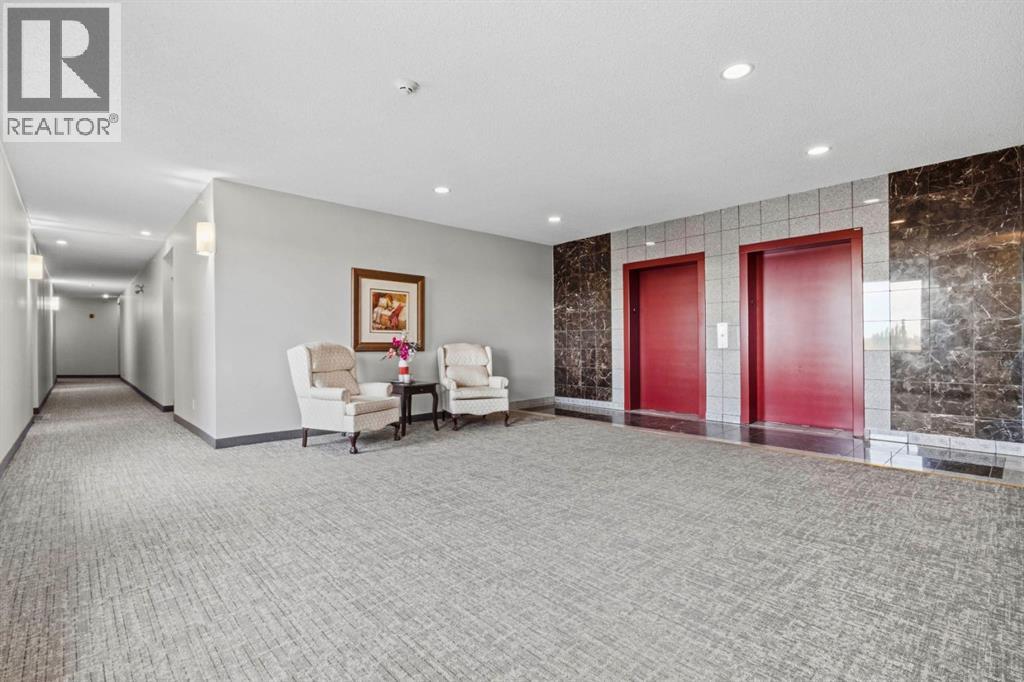 #409 8 Prestwick Pond Terrace SE - 22