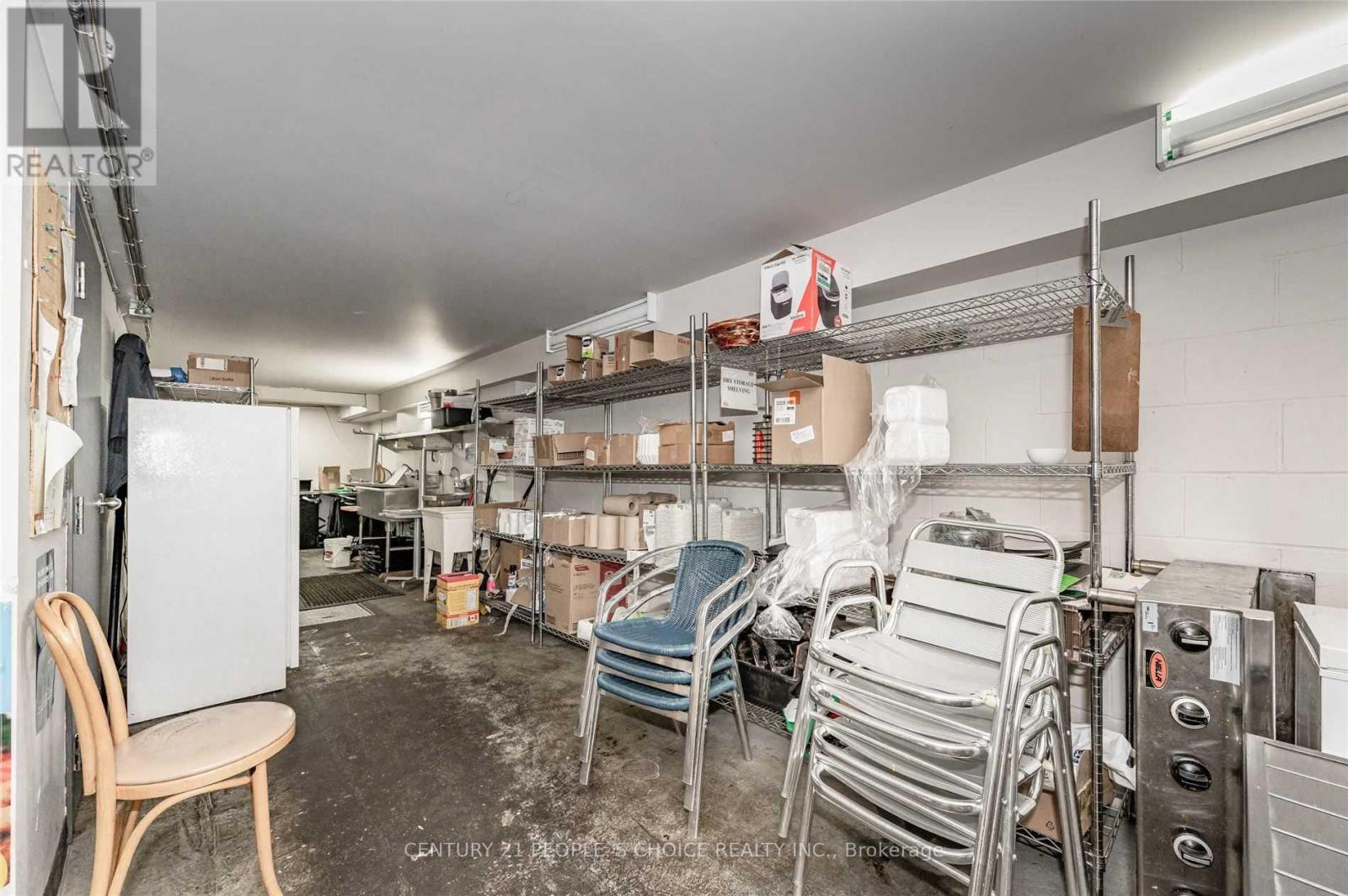 337 Lakeshore Road East — photo 25