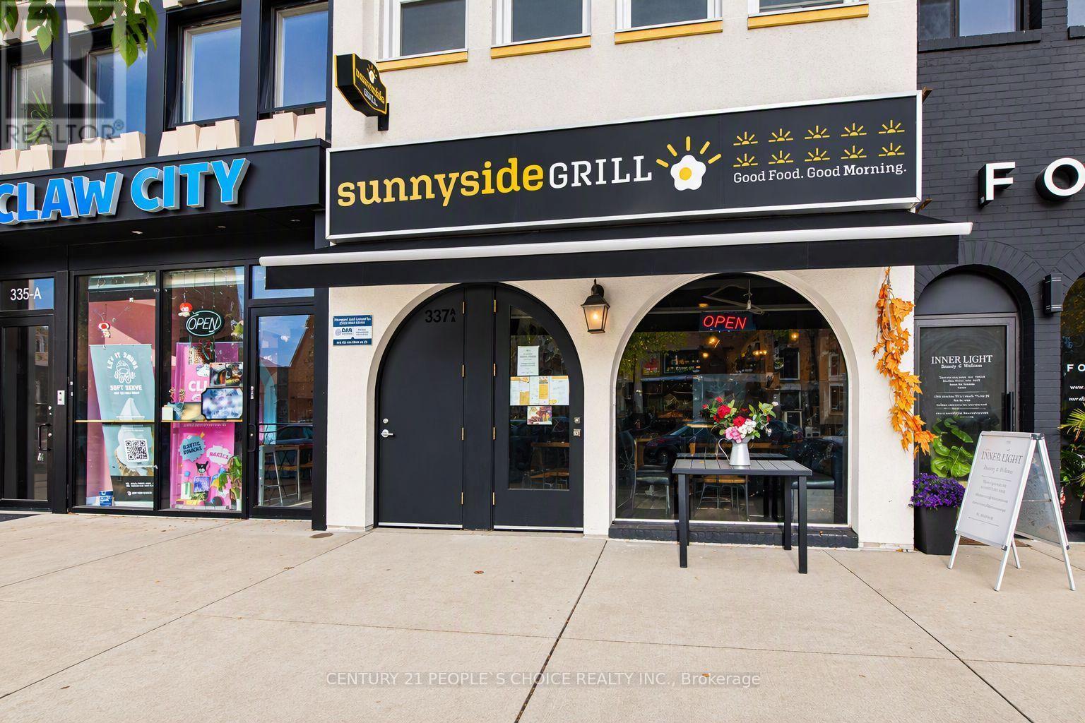337 LAKESHORE ROAD E