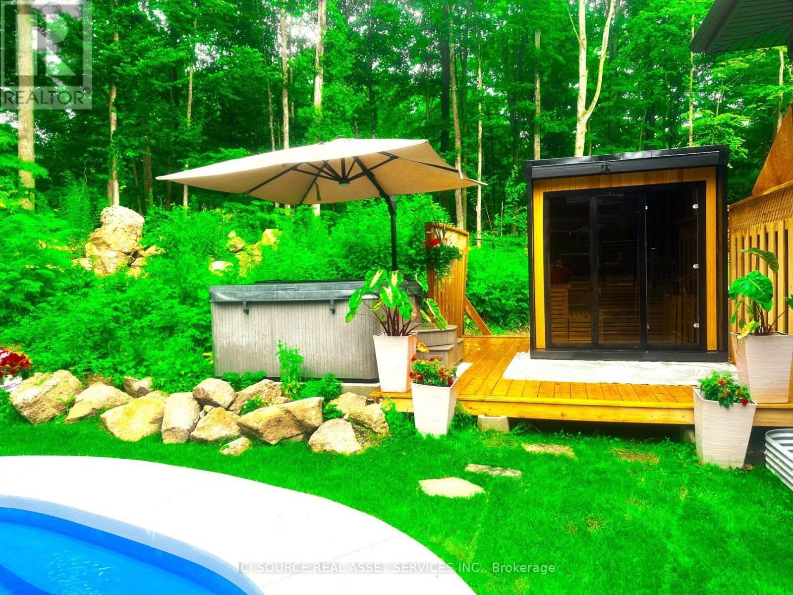 13 TIMBERRUN COURT - 39
