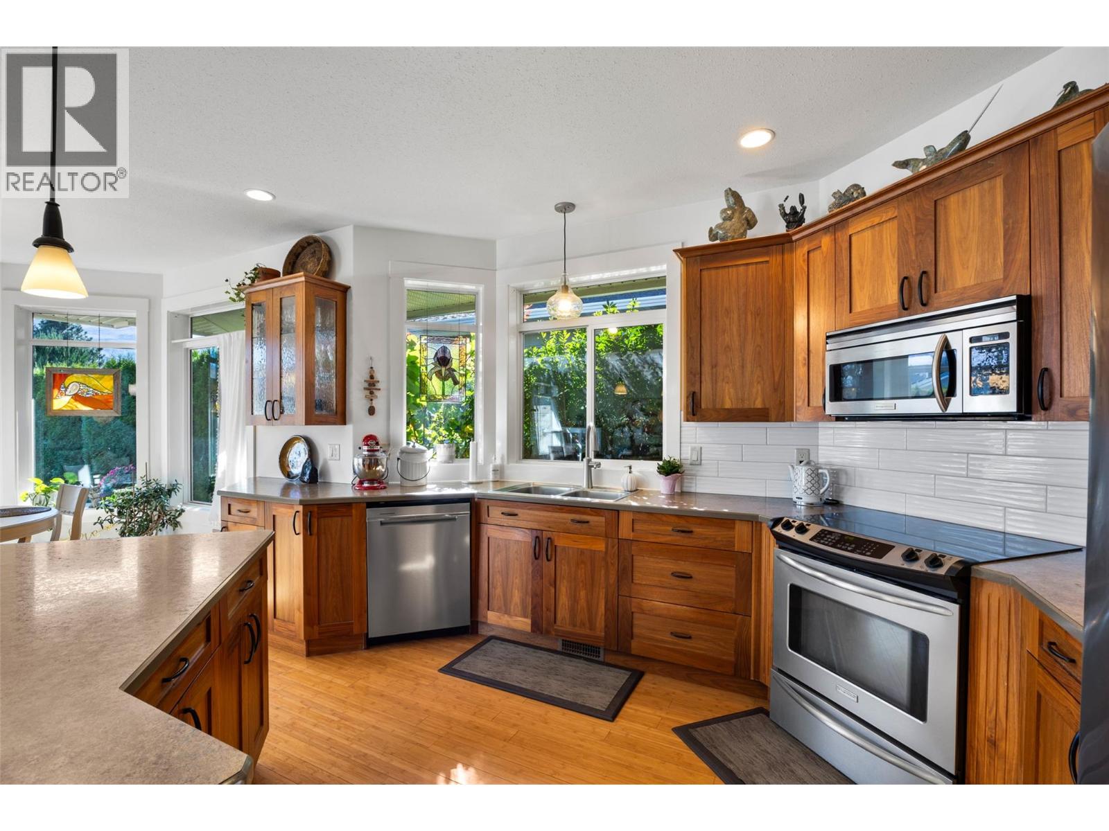 3187 Wawn Court - Image 15