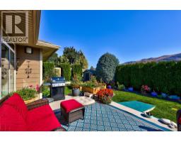 Living room - 3187 Wawn Court, Kamloops, BC V2B0B4 Photo 10