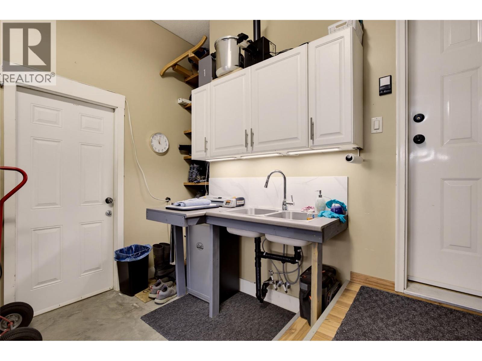 3187 Wawn Court - Image 34
