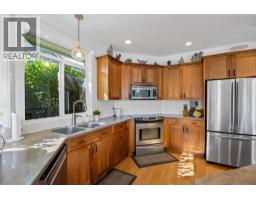 3187 Wawn Court, Kamloops, BC V2B0B4 Photo 14