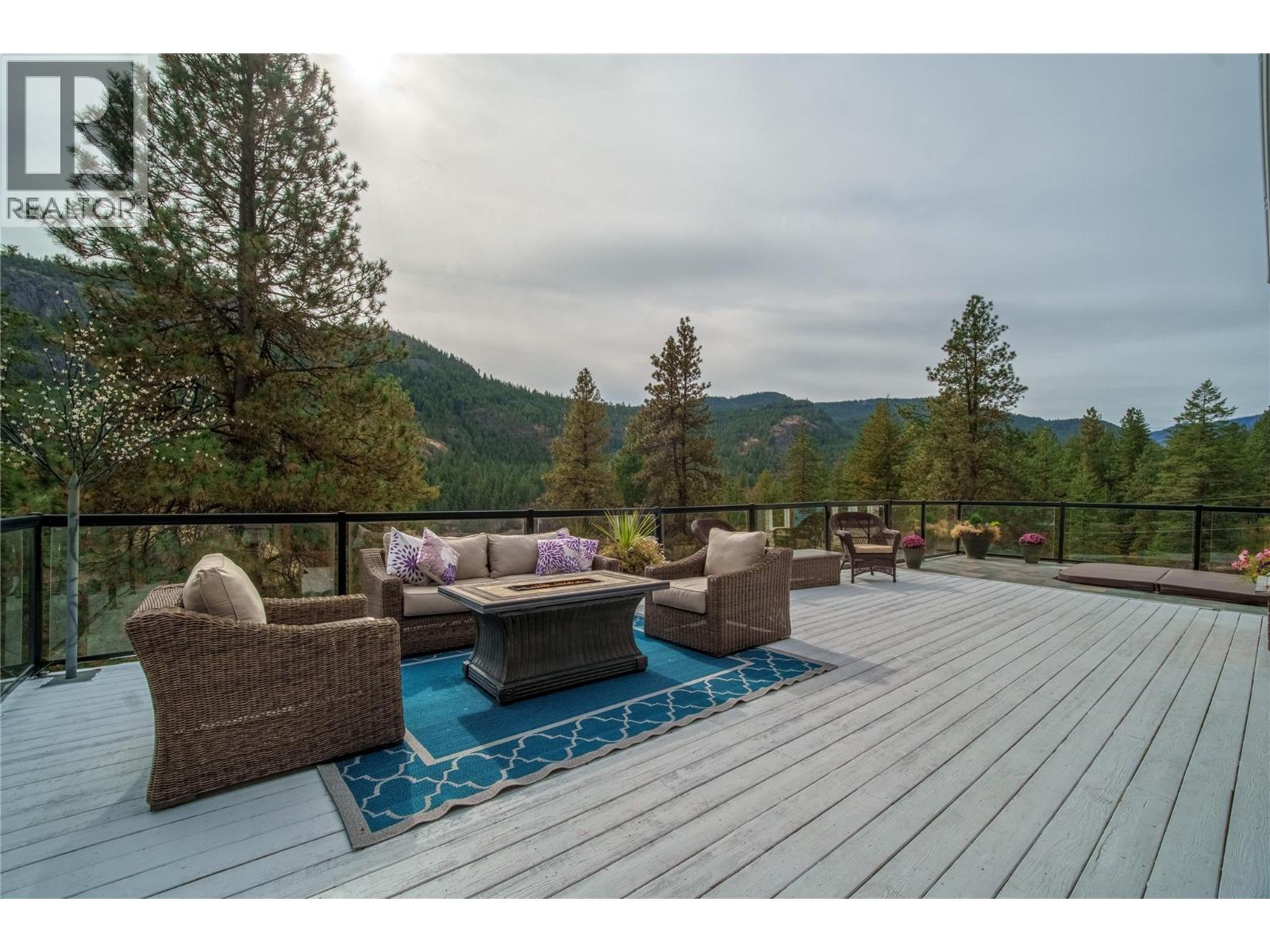 758 McMurray Road - 16