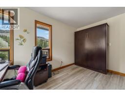 758 Mcmurray Road, Kaleden, BC V0X1N4 Photo 49