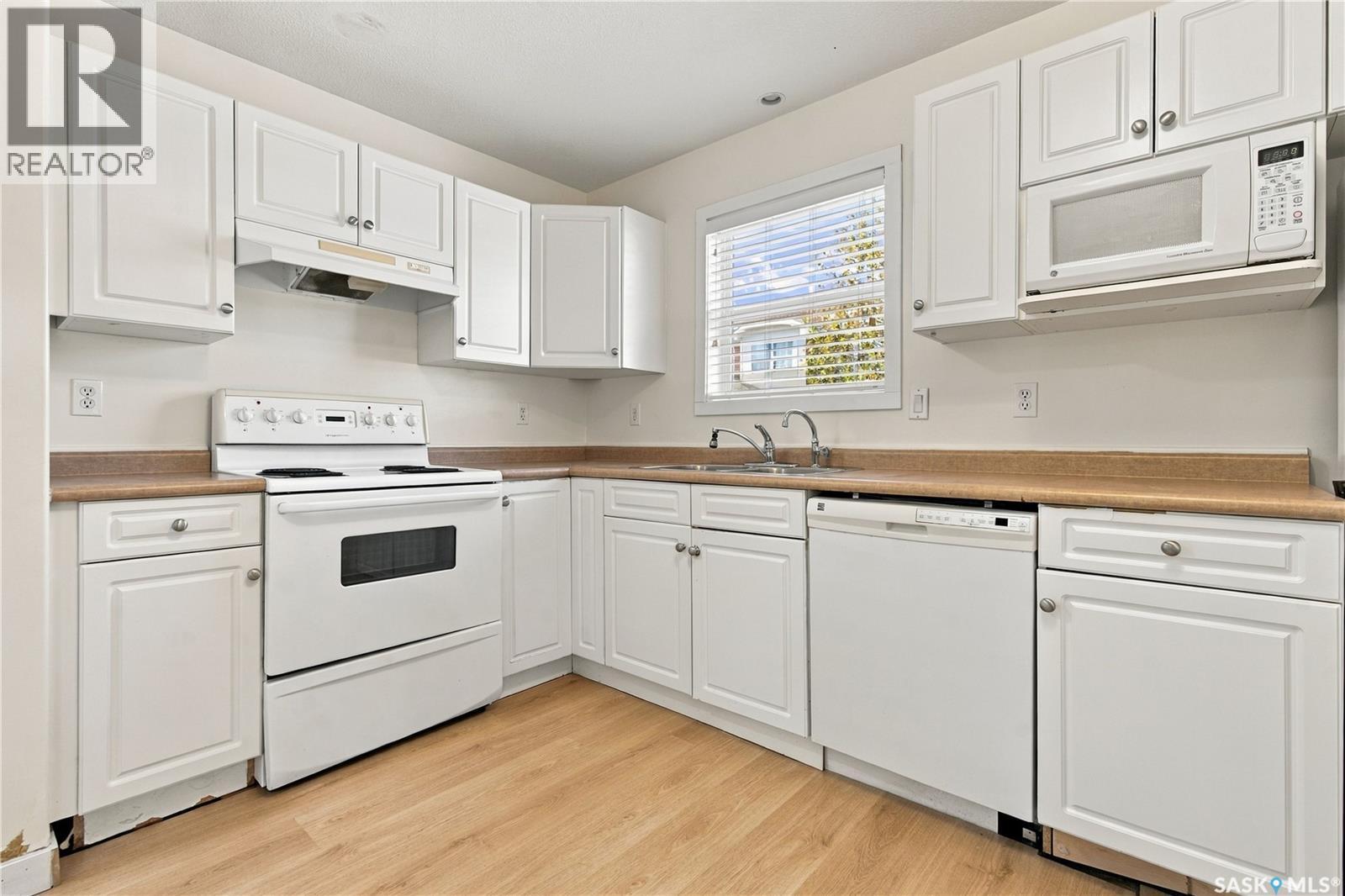 #46 4901 Child AVENUE - 10