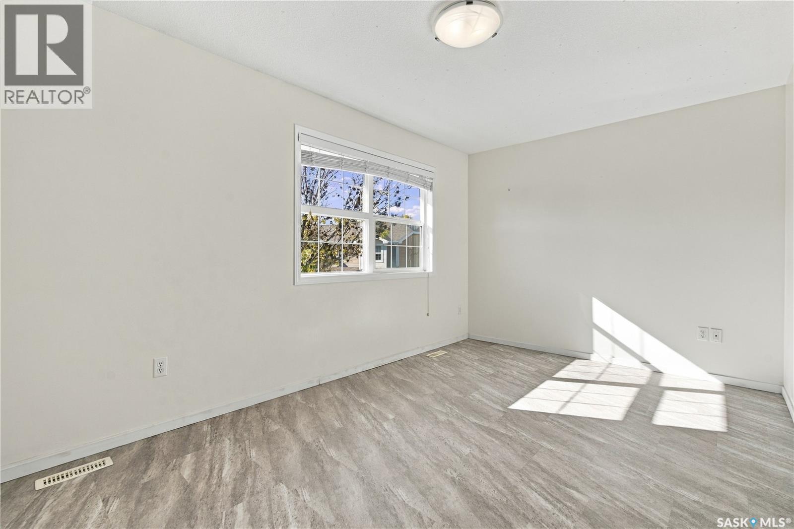 #46 4901 Child AVENUE - 20
