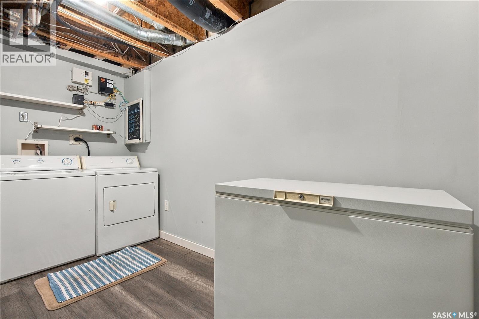 #46 4901 Child AVENUE - 36