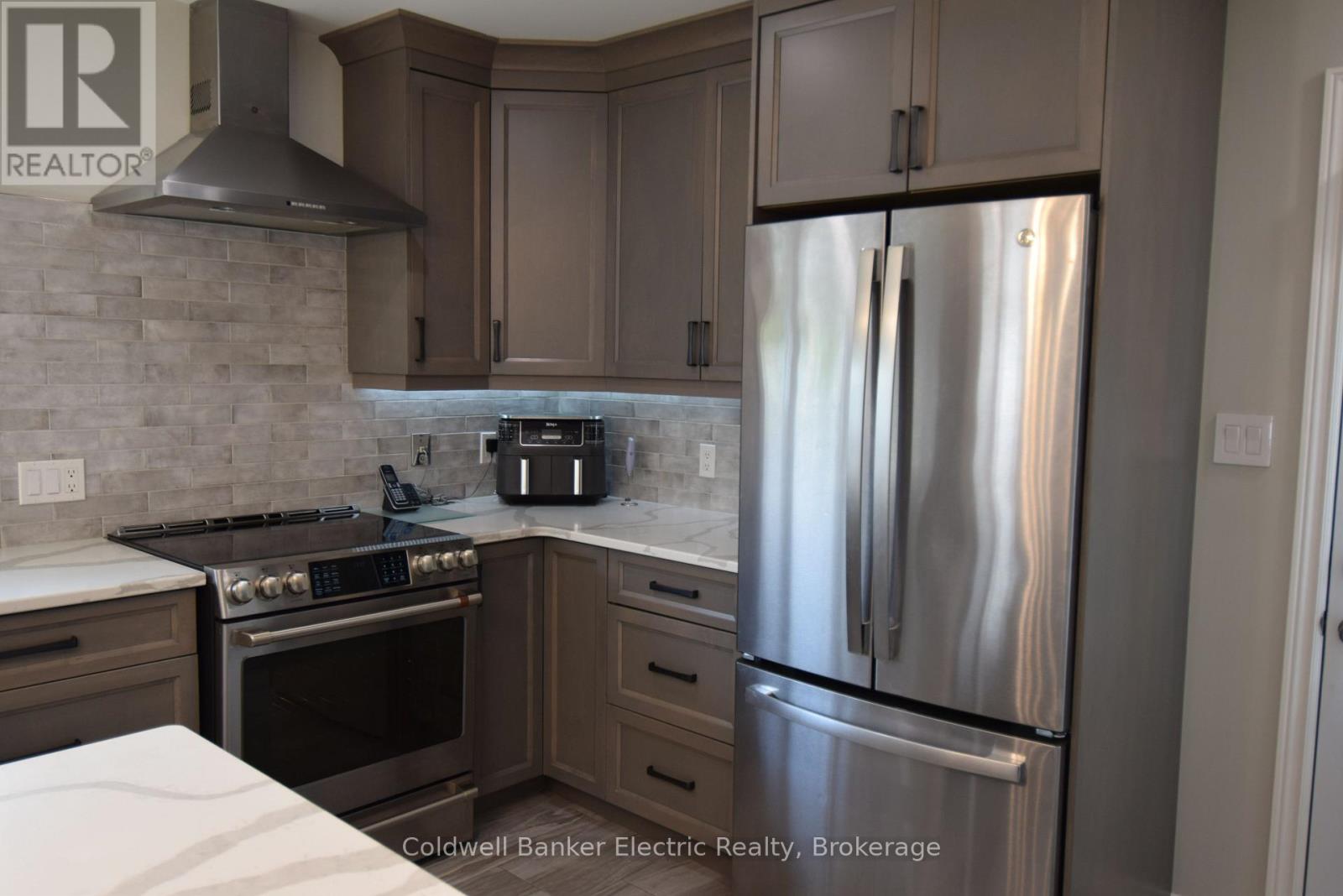 282 Gifford Drive, Douro-Dummer, ON photo 13
