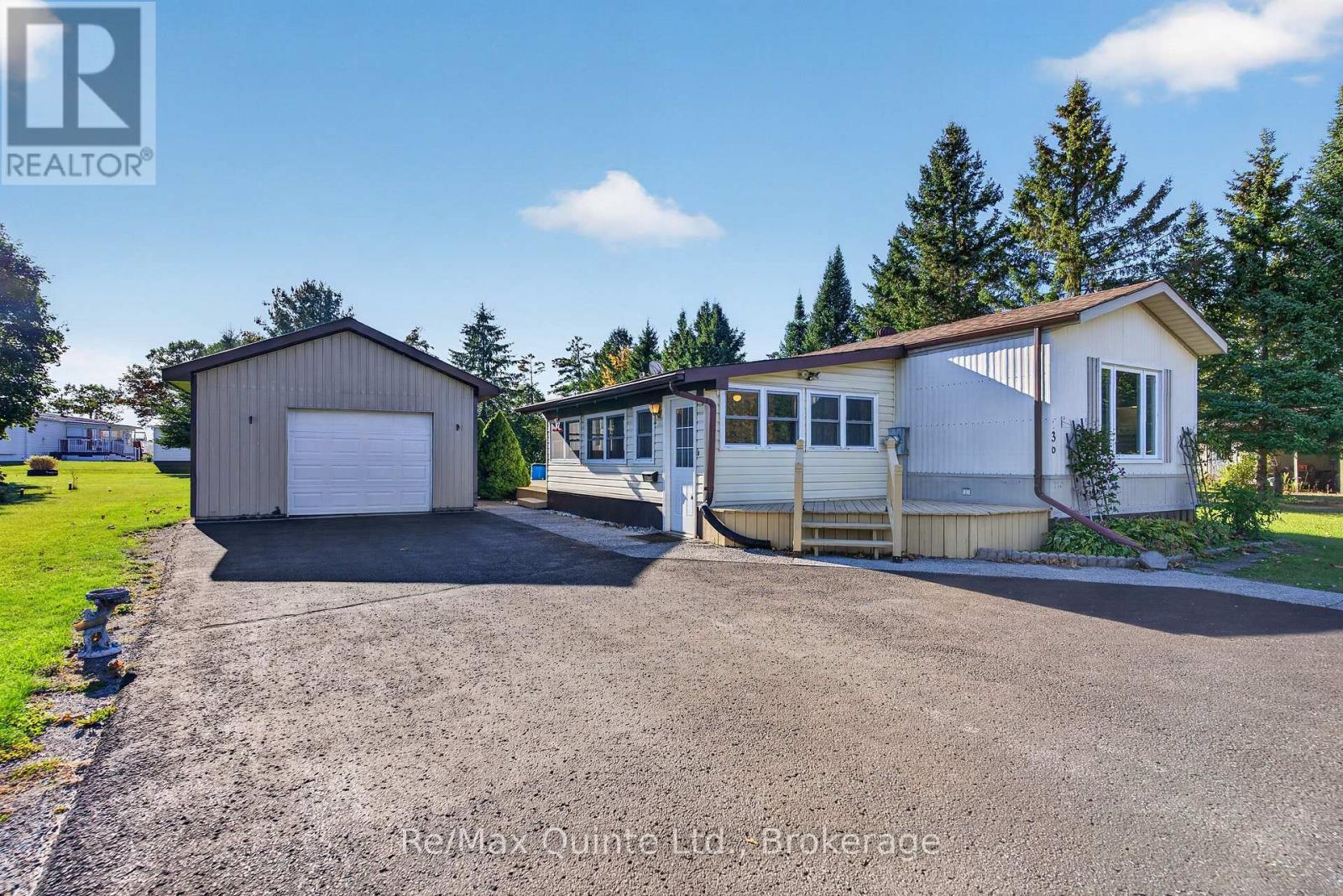 30 Chandos Street, Havelock-Belmont-Methuen, ON photo 3